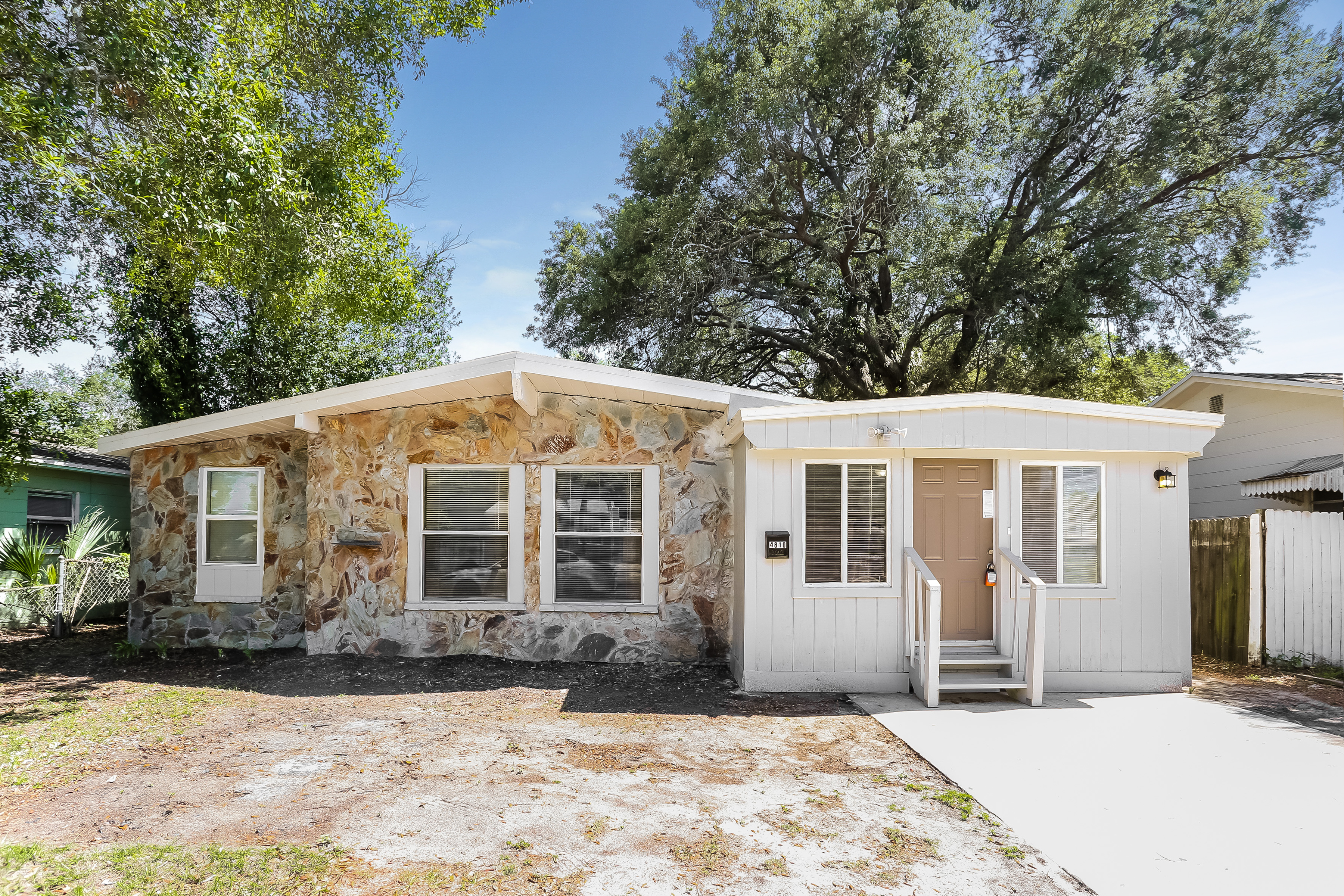 4810 11th Ave S St Petersburg, FL 33711